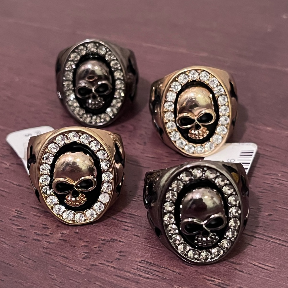 HALLOWEEN 🎃 SPECIAL ALERT!!! Lot of 4 CZ SKULL STATEMENT RINGS
